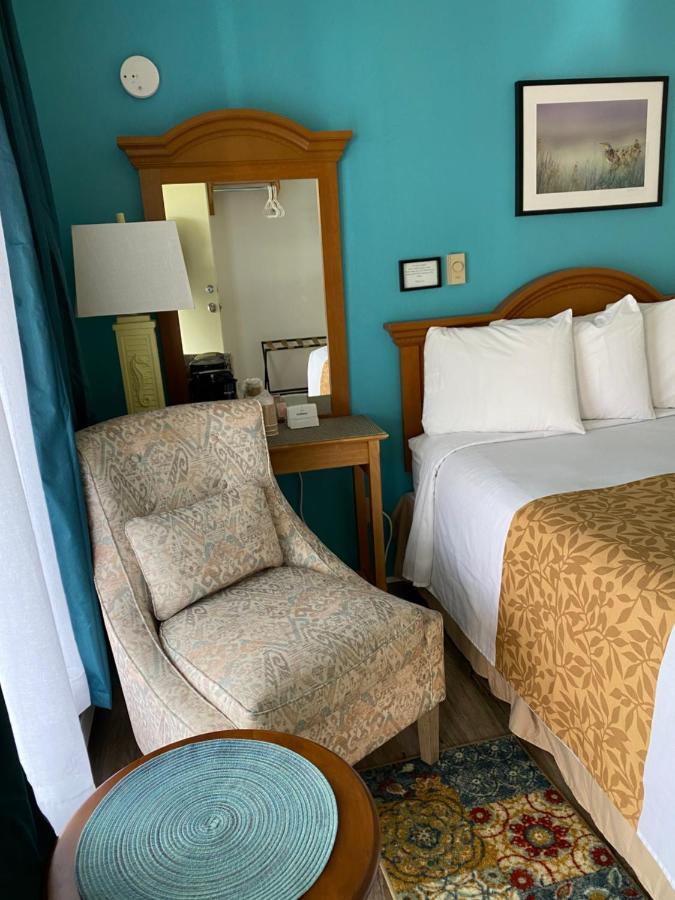 La Kris Inn Bandon Eksteriør bilde